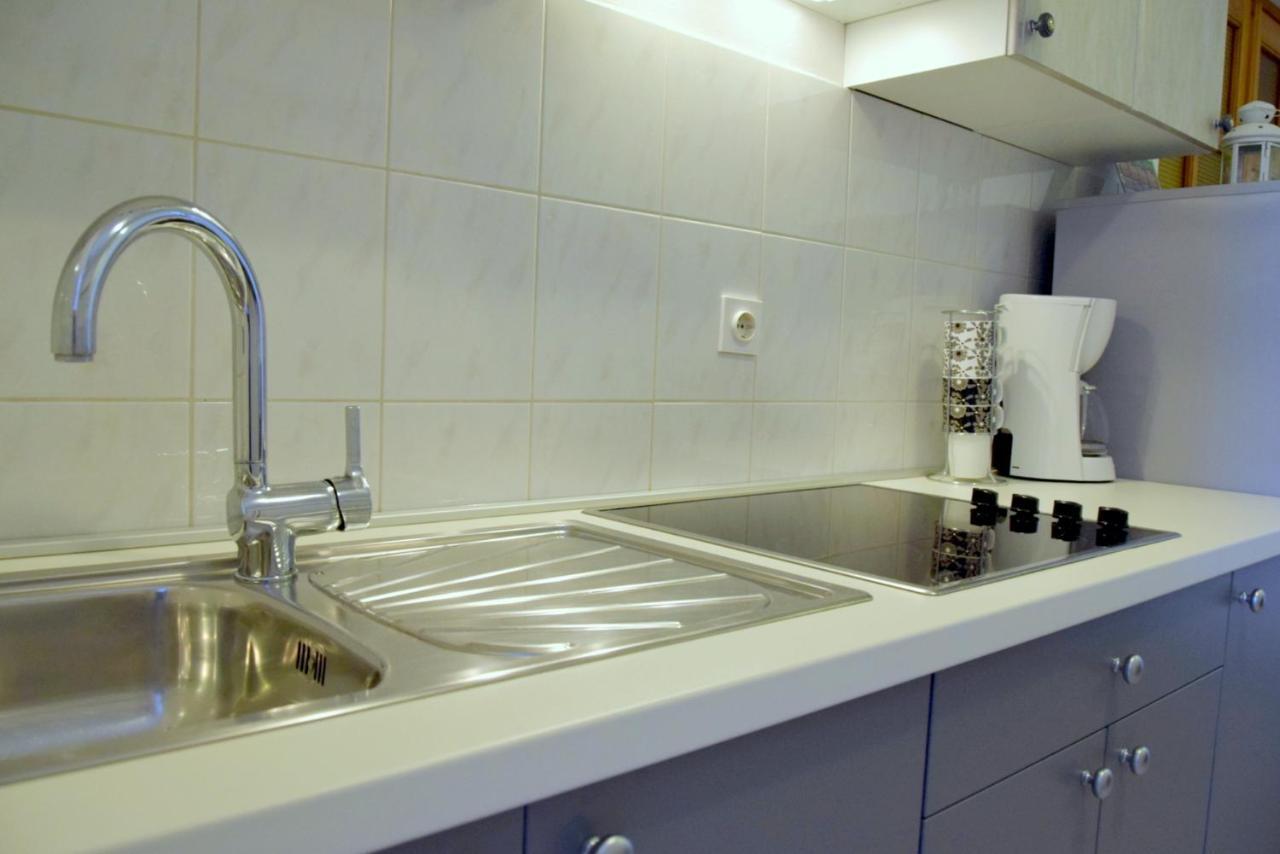 Bond Apartment